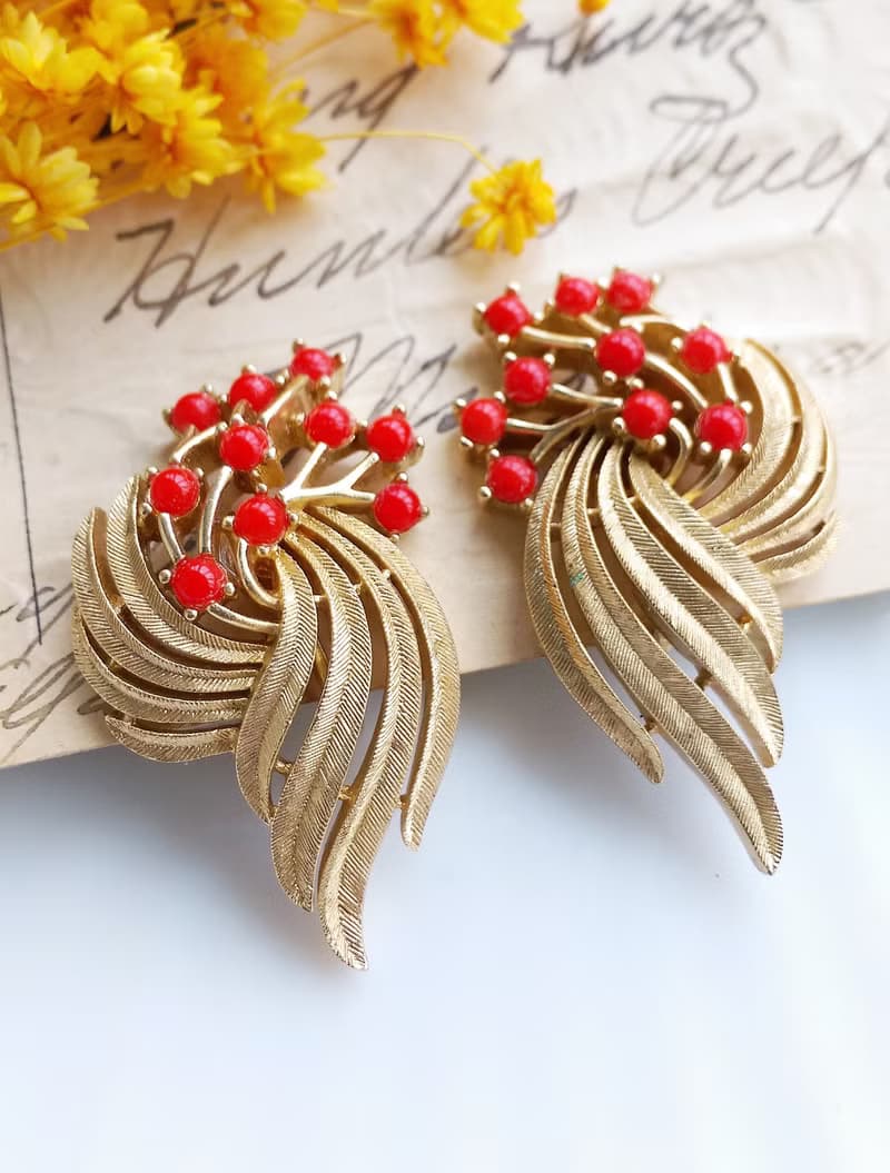 Vintage Jewelry 西洋古董飾品 TRIFARI 對稱流線 夾式耳環