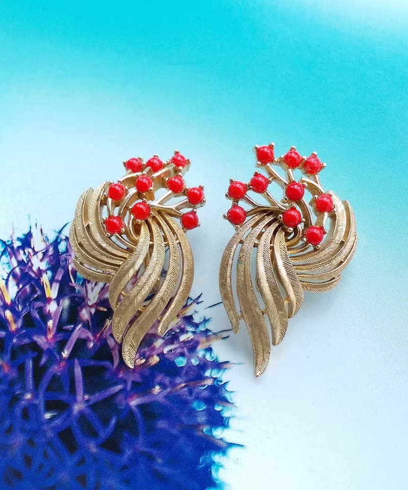 Vintage Jewelry 西洋古董飾品 TRIFARI 對稱流線 夾式耳環