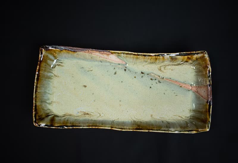 黄金窯変2024 使いやすいサイズの長角皿