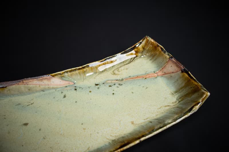 黄金窯変2024 使いやすいサイズの長角皿