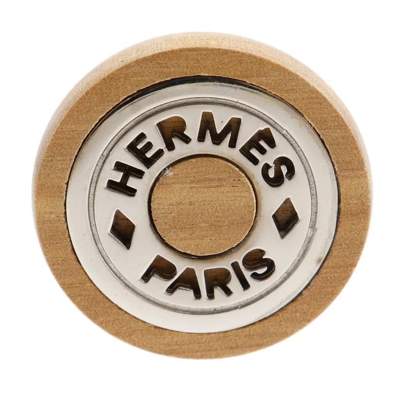 【日本直送】エルメス HERMES セリエ イヤリング ウッド × 金属製 茶/シルバー 約20.3g レディース【中古】