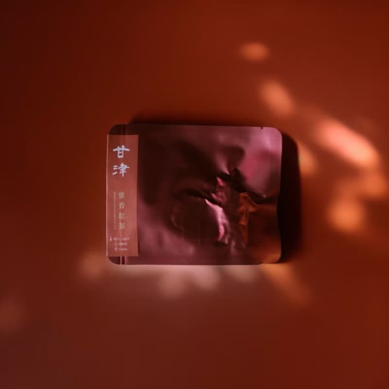 【 甘津 蜜香紅茶茶包 】獨立真空鎖味包裝(8包)臺灣原葉三角茶包