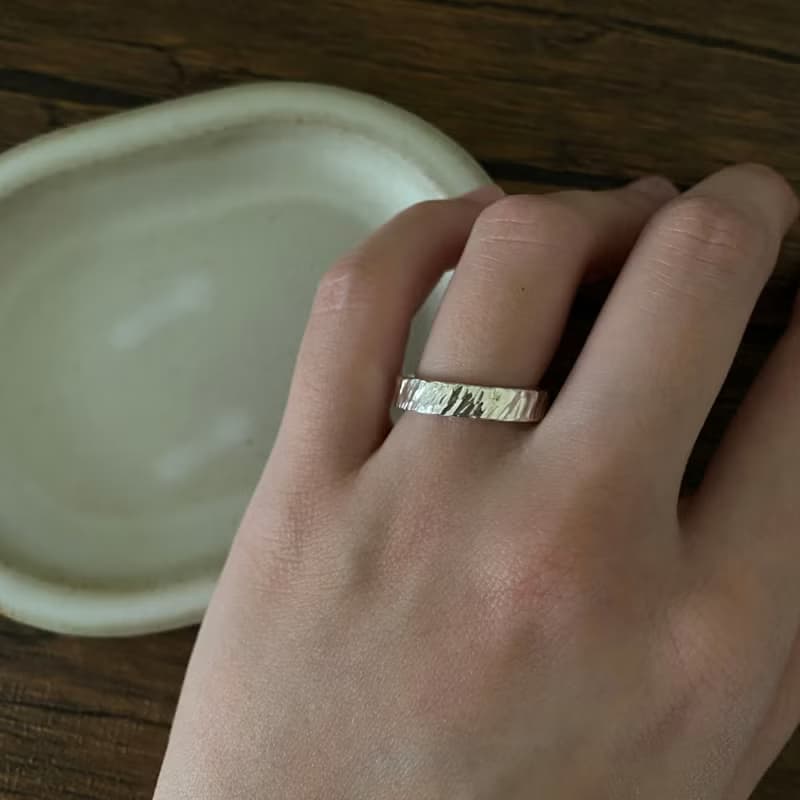 【情人節禮物】岩紋戒 (單隻) 925純銀 刻字戒指 對戒 婚戒 尾戒