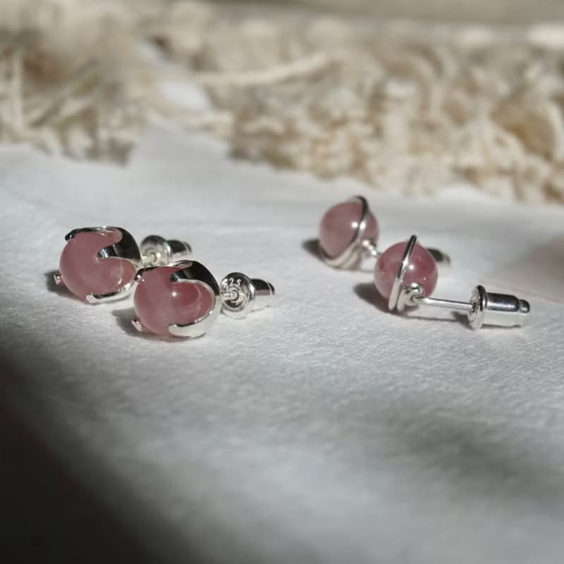 925純銀耳環 粉水晶耳環 純銀耳針 | 6mm馬粉晶 一對 ER-00007