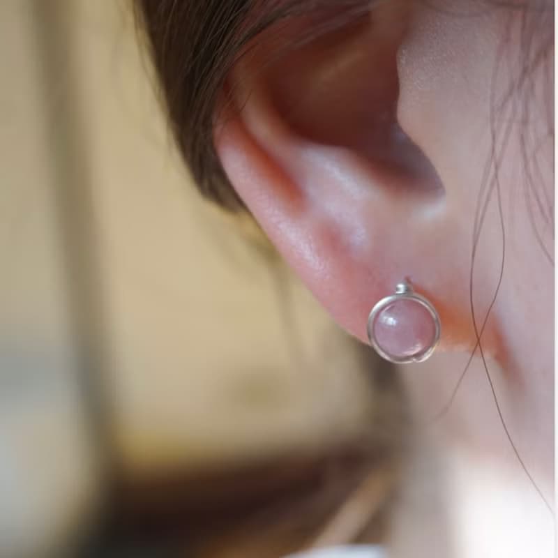 925純銀耳環 粉水晶耳環 純銀耳針 | 6mm馬粉晶 一對 ER-00007