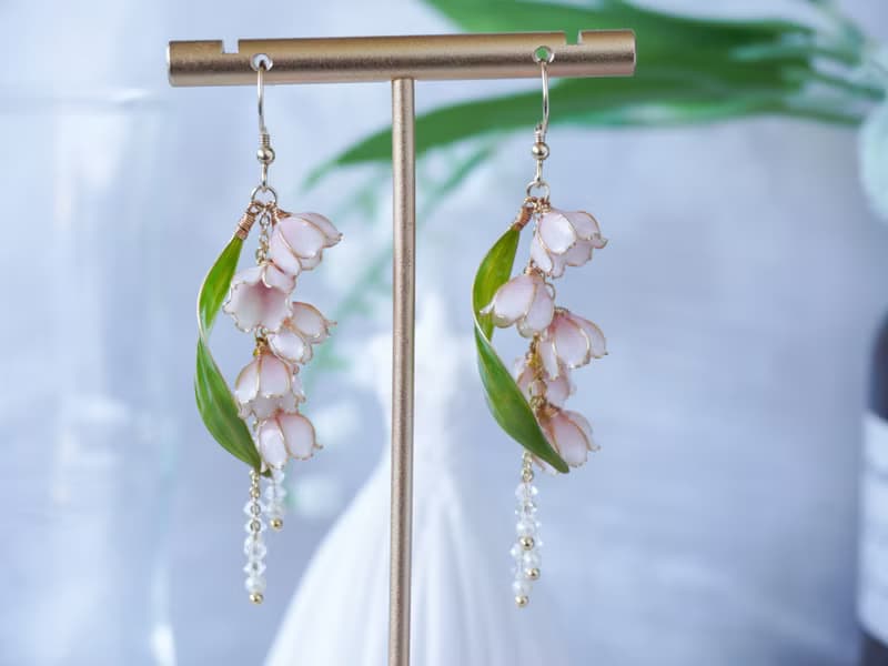 【粉色六瓣 鈴蘭】手工原創耳飾銅線樹脂水晶花 新娘 節日禮物