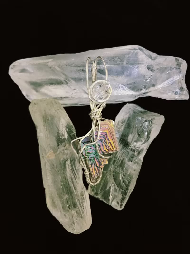 Angelin Jewelry || 彩虹鉍晶體 / 墜飾 / 晶礦 / 項鍊 / 禮物