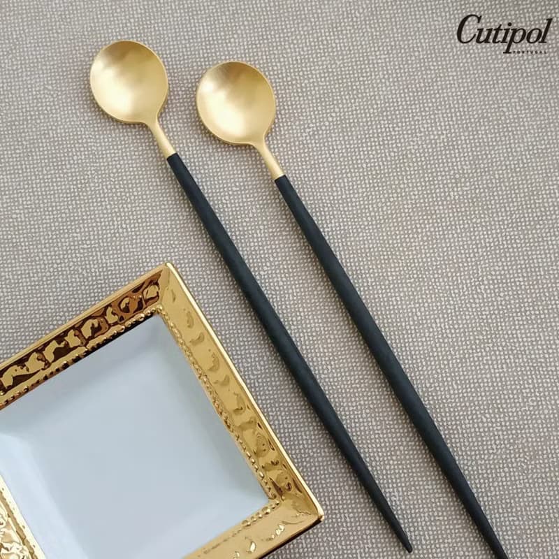 葡萄牙Cutipol GOA系列白柄22cm主餐刀