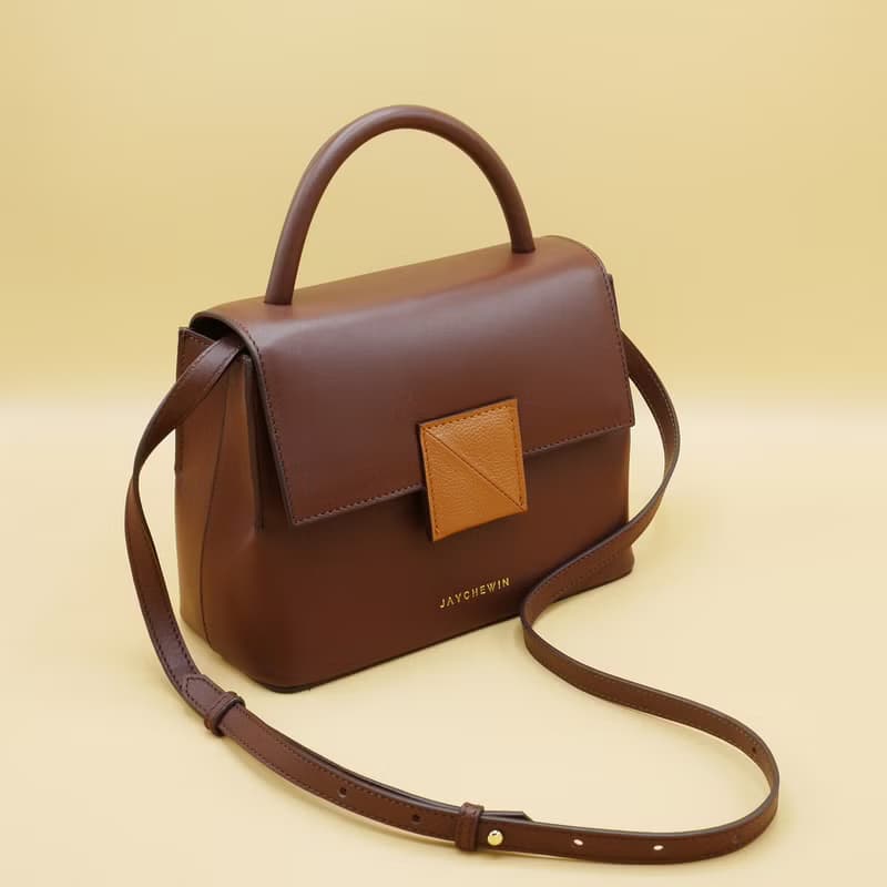 斜背包 Cable Flap Bag 翻蓋手提包 / 核桃棕色 Walnut Brown