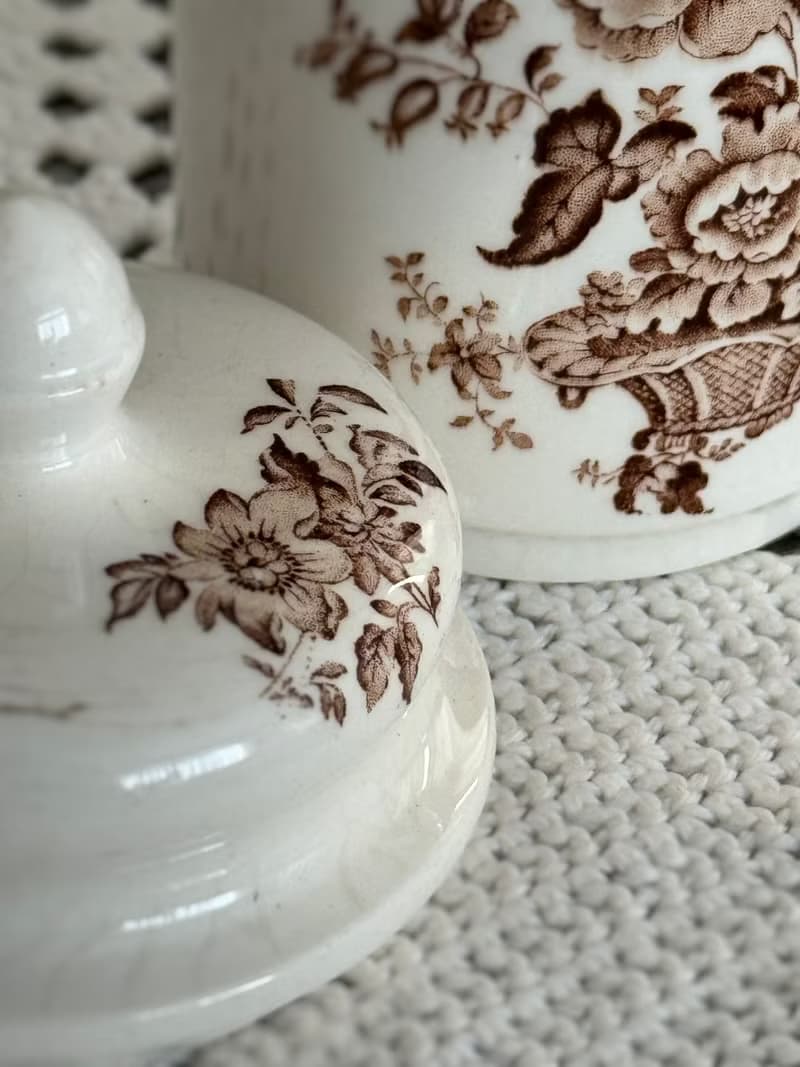 40712-典雅古董Crown Devon 花飾瓷器收納罐