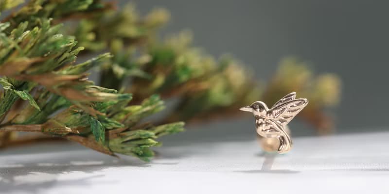 純14K  金蜂鳥鎖珠耳環(單個)耳骨 耳窩 不退色