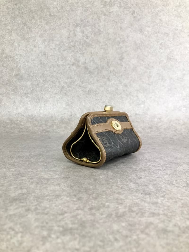 【 日本直送　名牌中古包 】Christian Dior クリスチャン ディオール ハニカム コインケース ブラウン キャメル PVC がま口 ckz5ac