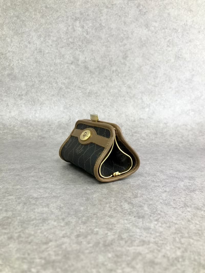 【 日本直送　名牌中古包 】Christian Dior クリスチャン ディオール ハニカム コインケース ブラウン キャメル PVC がま口 ckz5ac