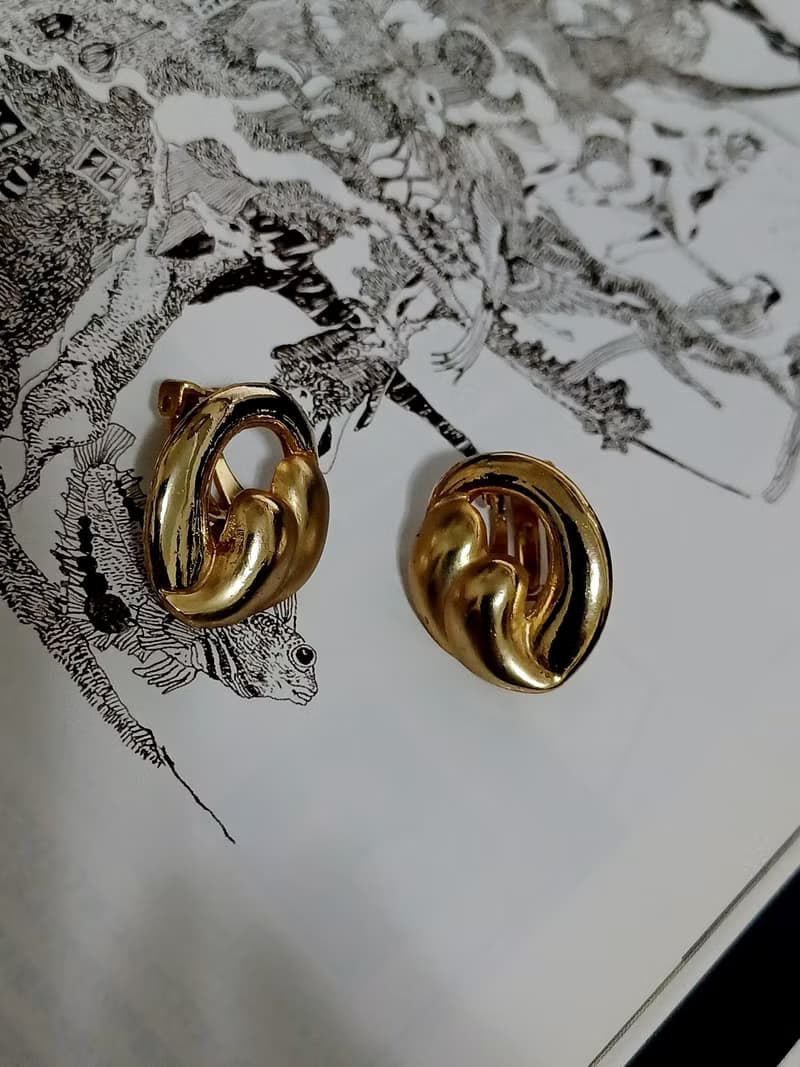 vintage jewelry  古董金色火炬夾式耳環