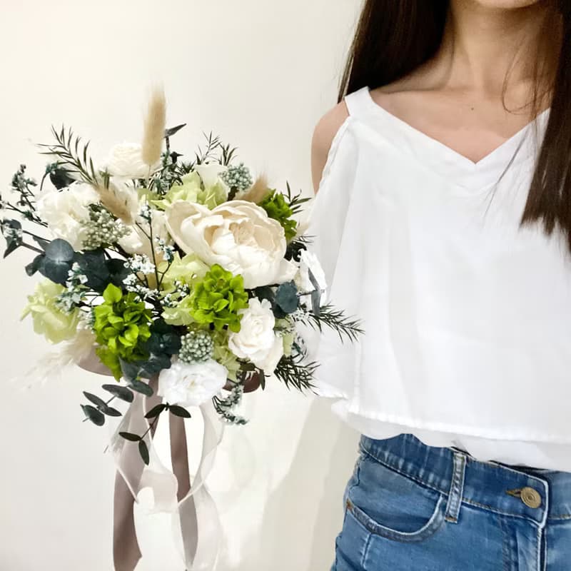 永生花新娘手綁花 半圓造型婚禮拍照花束