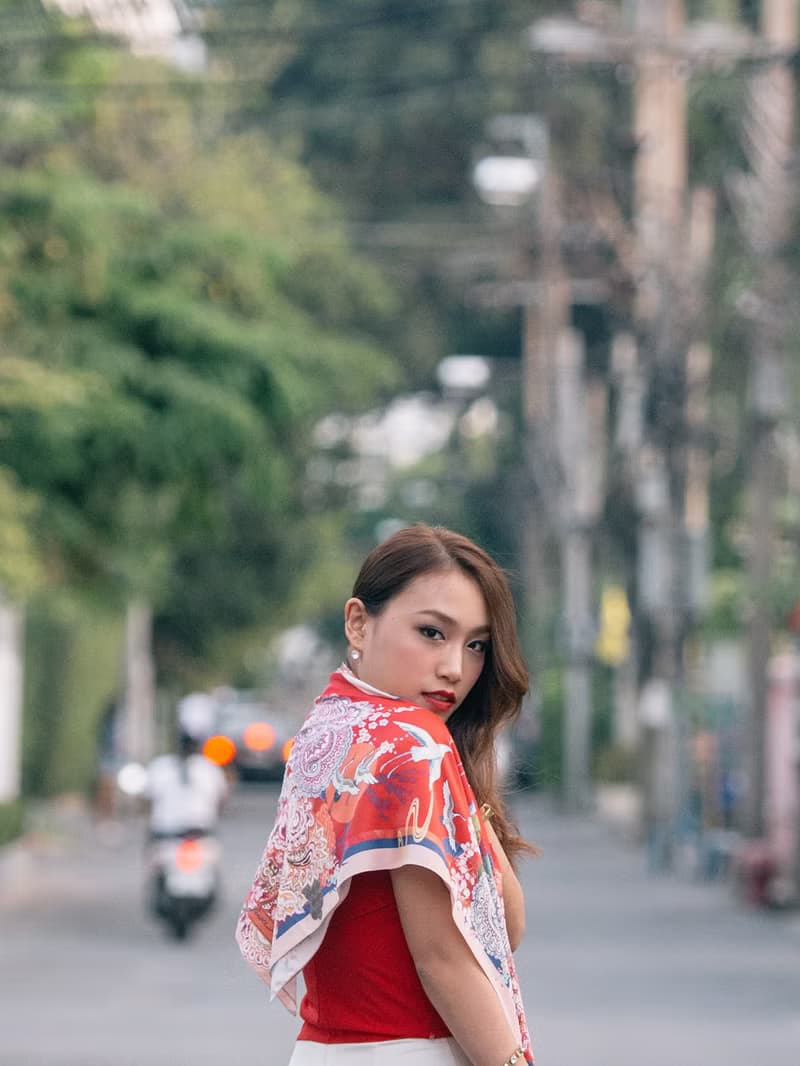 櫻花與雲中鶴 - （紅寶石色）手工印製圍巾／絲巾(Blissfulness Scarf-Ruby Red Colour (Scarf of Joy and long live))
