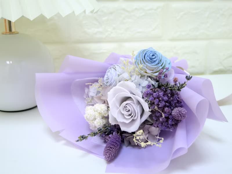 紫色系永生花束 乾燥花束 告白花束  求婚花束 情人節花束 禮物