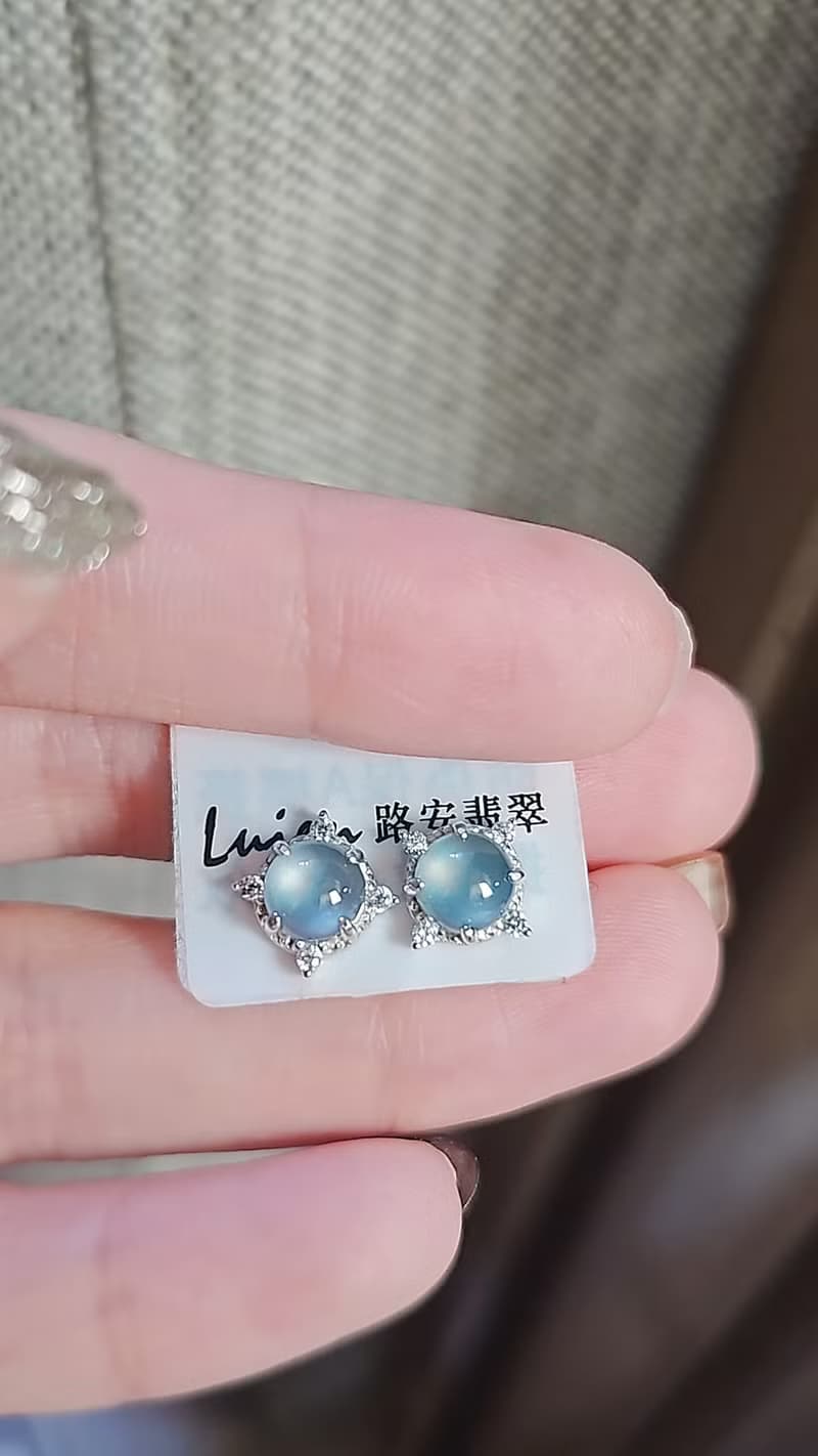 |財富女神|A貨翡翠冰玻藍剛飽滿6mm純銀鍍18k宮廷極簡耳環