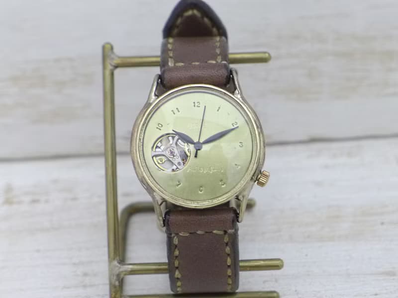 手作り腕時計 BAM063 33mm Brass 真鍮 自動巻きオープンハート 刻印文字盤 手縫いベルト