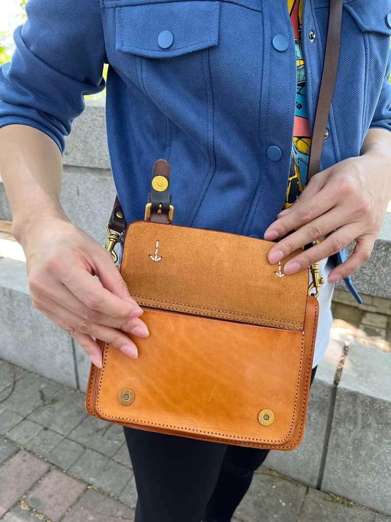 手作復古郵差包 原創頭層植鞣牛皮小方包 女士文藝手提女包 免費