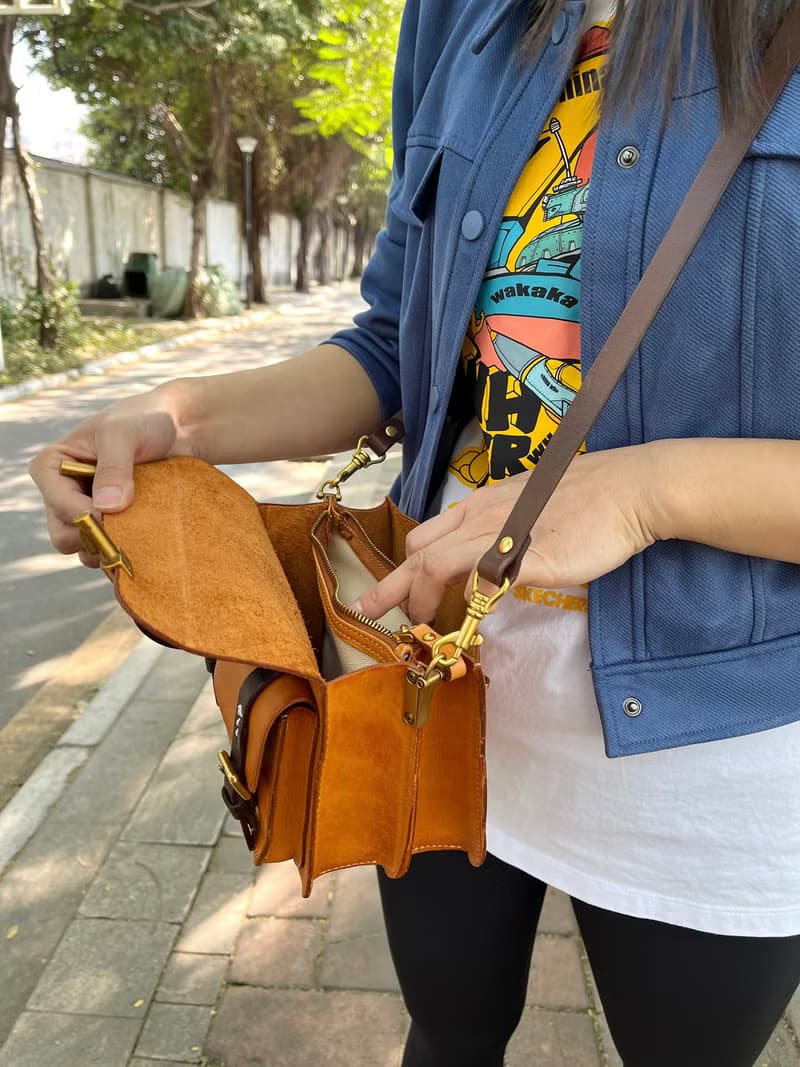 手作復古郵差包 原創頭層植鞣牛皮小方包 女士文藝手提女包 免費