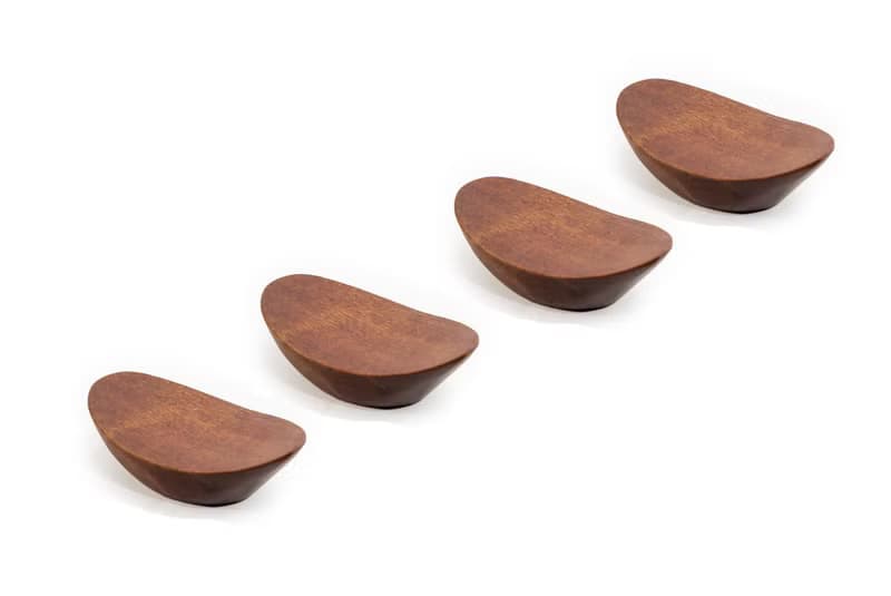 Islandoffer島嶼製作 楠木元寶筷子架/托4個