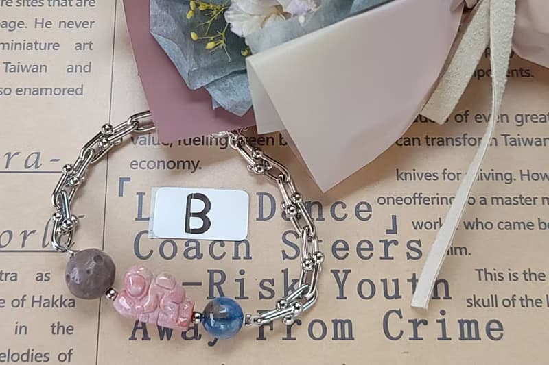 Six Cats 天然石 水晶 帶我去月球 設計款 白K金手鍊 手環 禮物