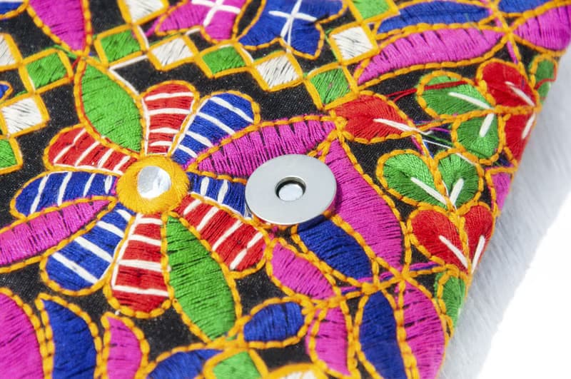 手工刺繡斜背包 民族風包 側背包 肩背包 手工包 刺繡包-繽紛花朵