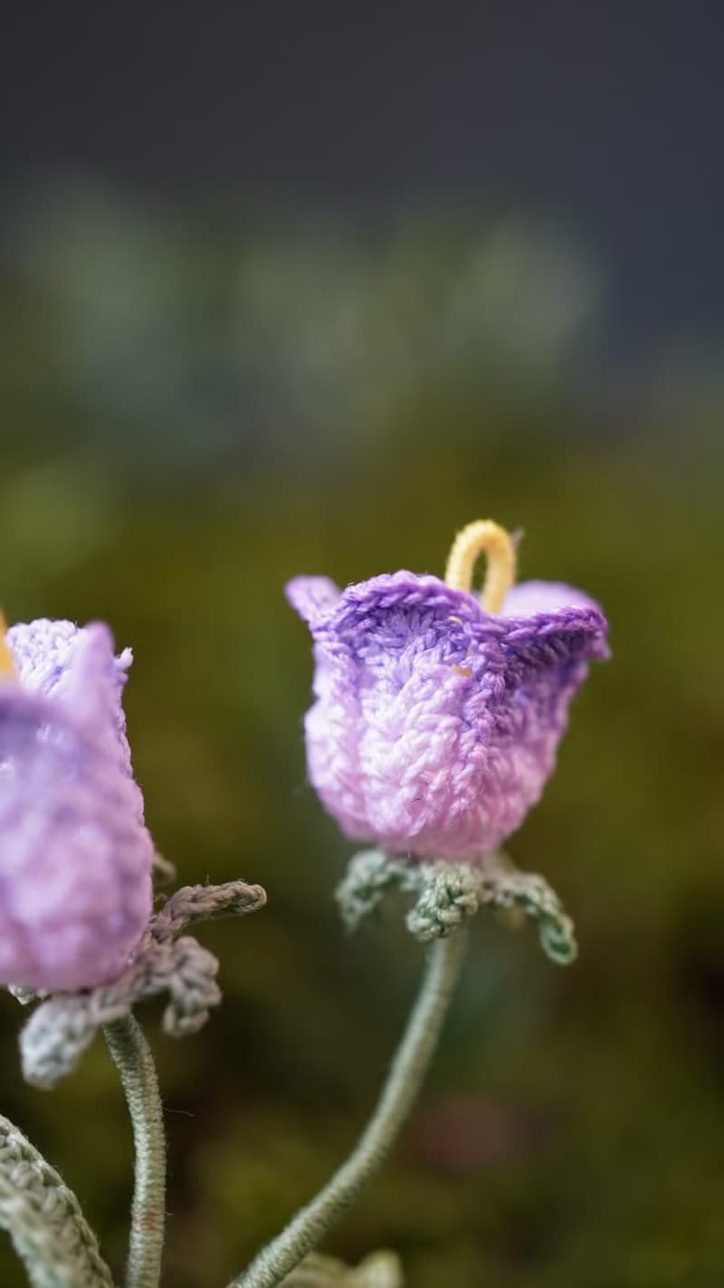 紫色漸變風鈴花 立體鉤織編織禮物胸針