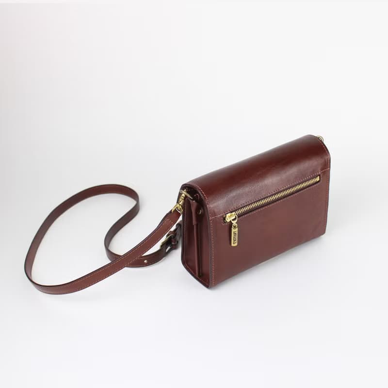 L-3166  棕色義大利植鞣革牛皮斜背小包 生日情人節禮物