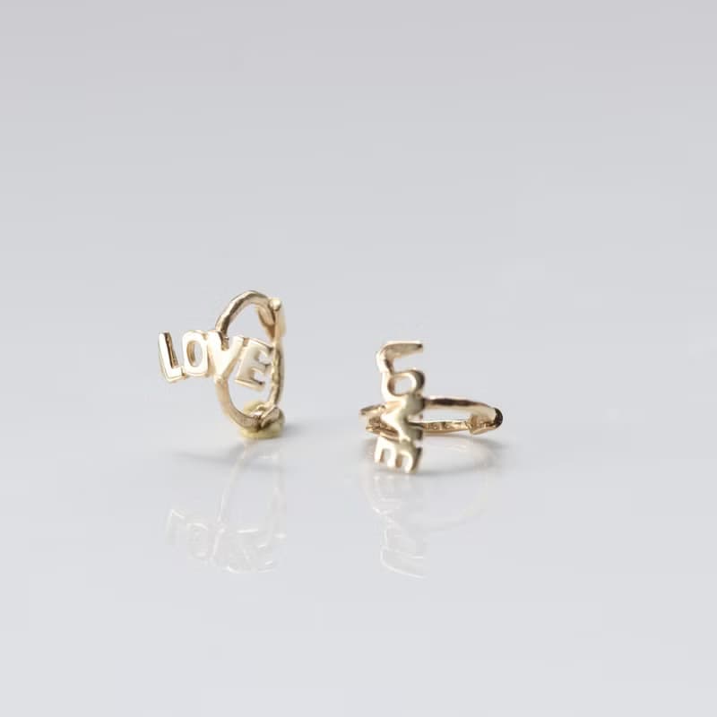 14K LOVE耳扣耳環 (內徑 5mm) (單個) 洗澡免摘  不褪色