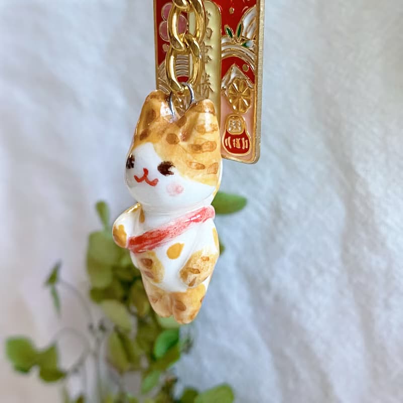 生日禮物【手作吊飾】橘貓背包包 綴御守配件 陶藝  生日禮物