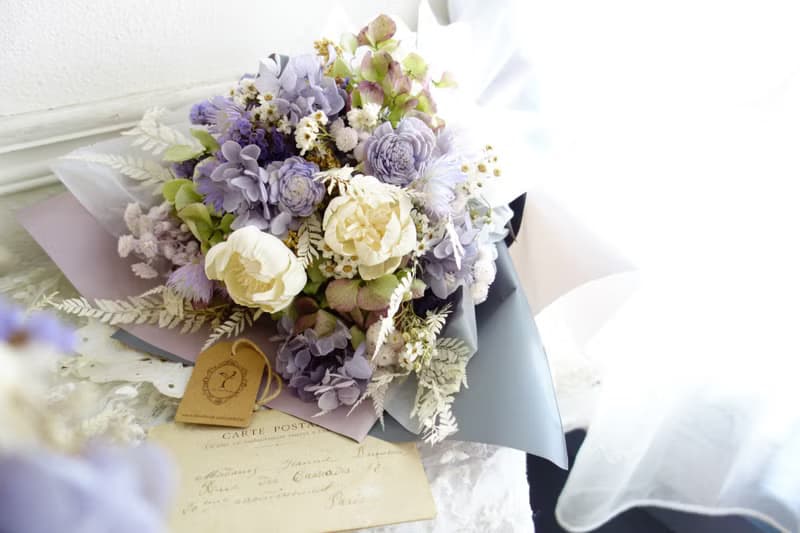 灰紫浪漫花束/畢業/情人節/母親節/生日/花束