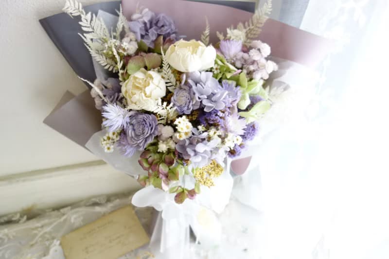 灰紫浪漫花束/畢業/情人節/母親節/生日/花束