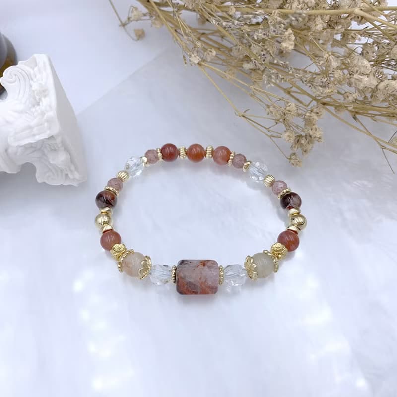 紅霞晚照 / 紅膠花 櫻花瑪瑙 南紅瑪瑙 白水晶 草莓晶 水晶手鍊