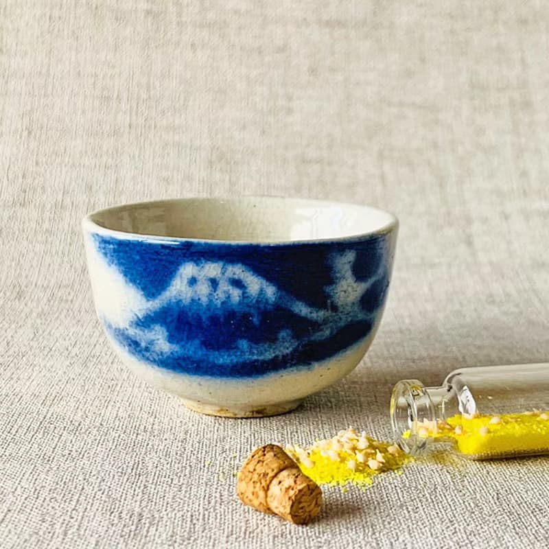 日本 富士山青花瓷杯 │昭和時期 冰裂紋 開片 瓷器 收藏  老件