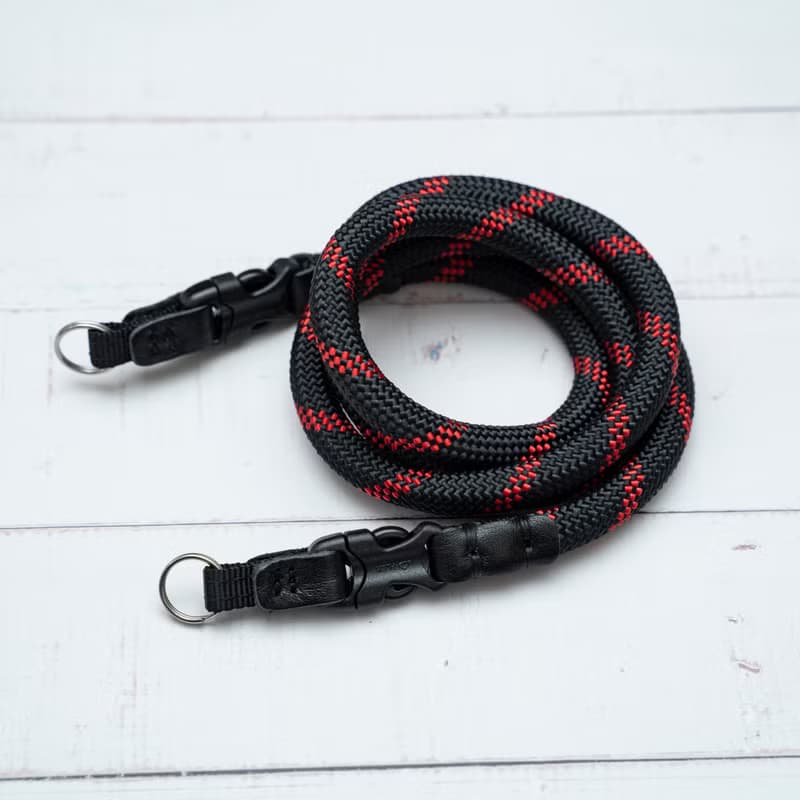 手工製造  黑色紅點 快拆扣 9mm 登山繩 相機帶 兩組快拆扣