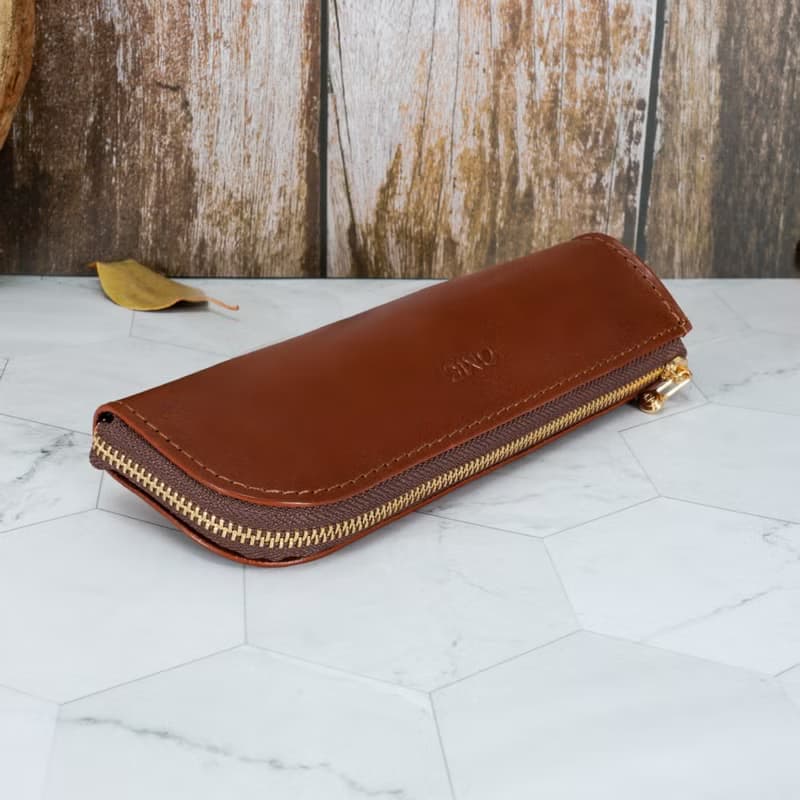 義大利植鞣革單扁型拉鍊文具刷具收納袋(棕色)