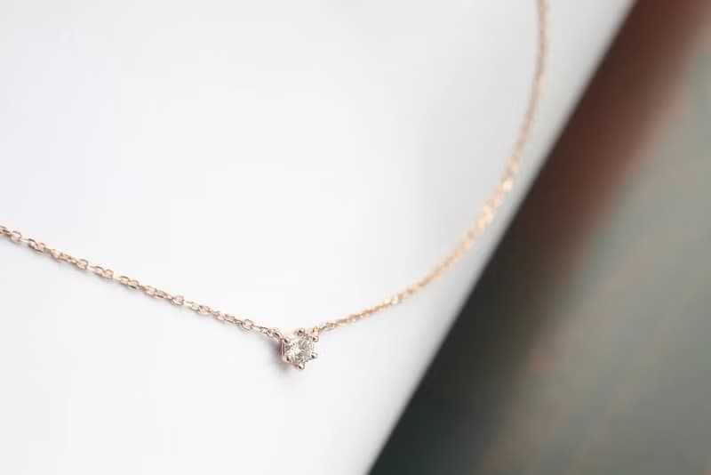 18K Tint Diamond Necklace 0.10 ct 六爪簡約鑽石項鍊