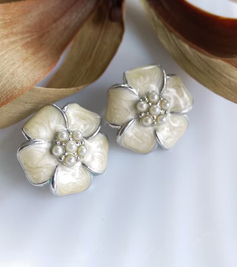 Vintage Jewelry 西洋古董飾品 摩登 拉絲琺瑯 小花花卉 針式耳環