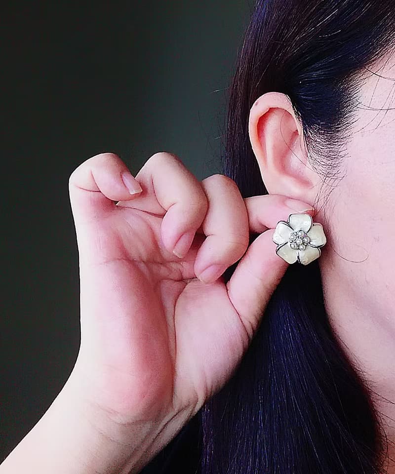 Vintage Jewelry 西洋古董飾品 摩登 拉絲琺瑯 小花花卉 針式耳環