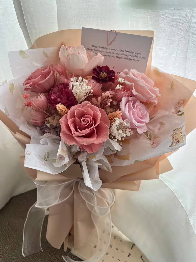 永生花花束 康乃馨花束