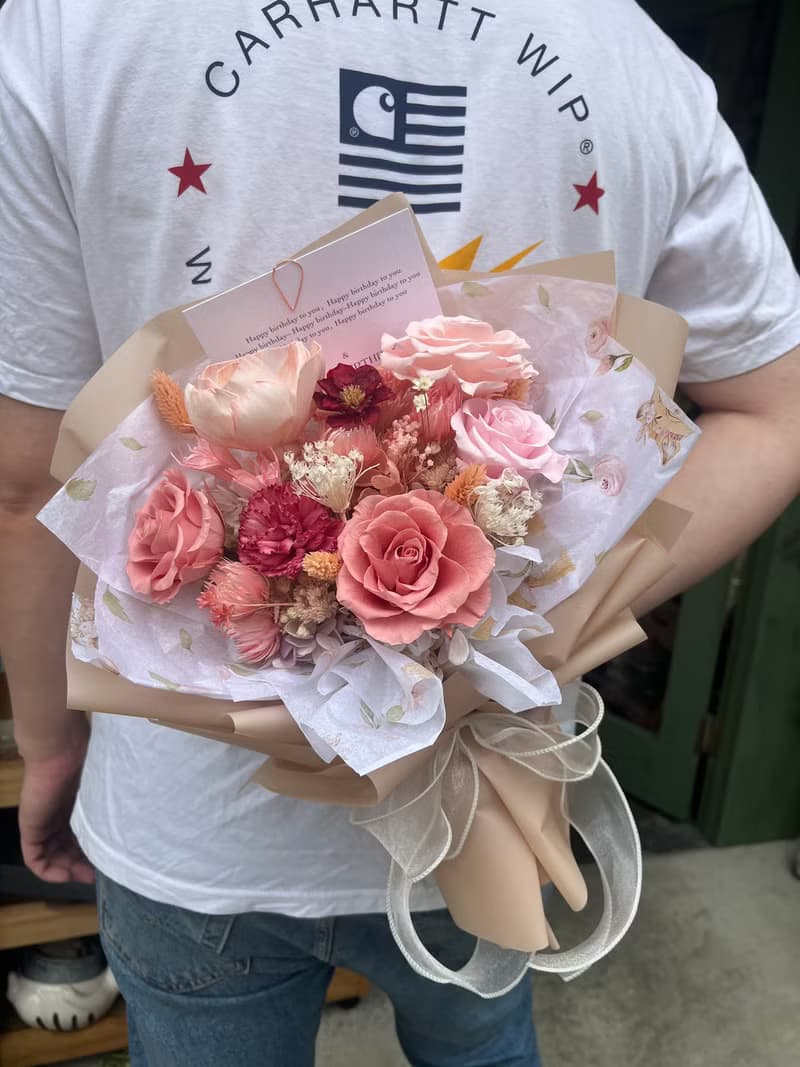 永生花花束 康乃馨花束