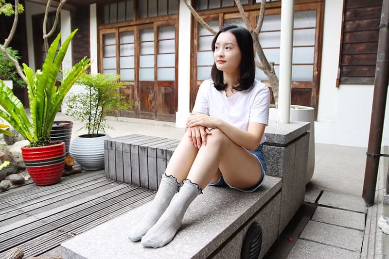 夢幻花羽推襪 襪子 鞋履襪品 socks 中筒襪 女襪 龍