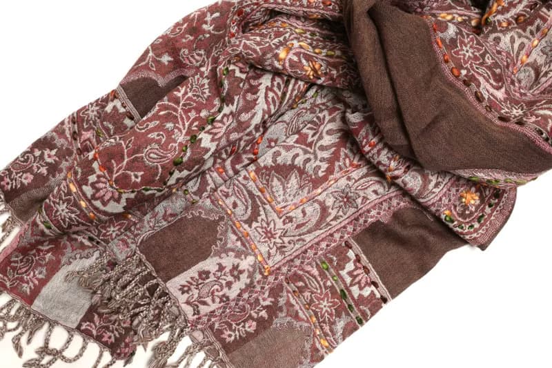 【聖誕禮物】喀什米爾水煮羊毛手工刺繡圍巾披肩薄透紗乾燥玫瑰粉