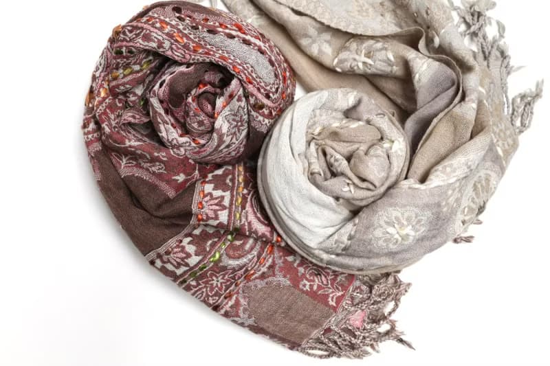 【聖誕禮物】喀什米爾水煮羊毛手工刺繡圍巾披肩薄透紗乾燥玫瑰粉