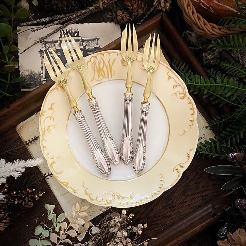 19世紀末 法國Louis XVI古典風格 純銀柄甜點前菜叉