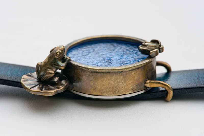 美麗的荷花 江戶文字手錶  M 淡藍色