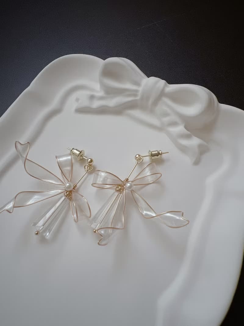 迷迴琉光 金 法式蝴蝶結樹脂耳環