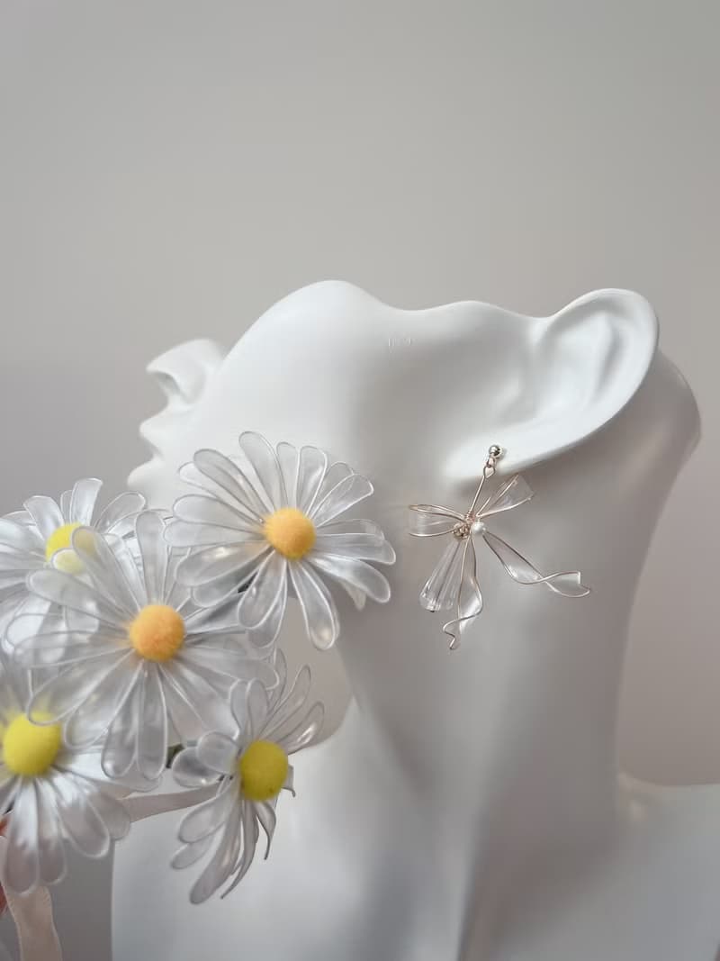 迷迴琉光 金 法式蝴蝶結樹脂耳環